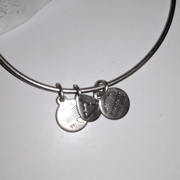 NEW Alex and Ani Sister Charm Bracelet - Picture 2 of 3